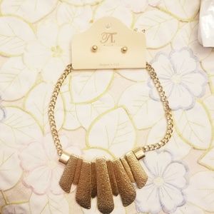 Gold plater necklace/ studs